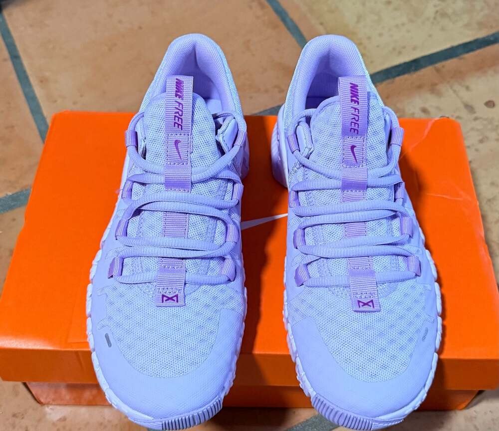 Nike Free Metcon 5 Women's Training Shoes - Size 7W / 5.5M - Picture 2 of 10